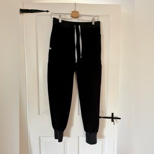 FIGS Nepal Skinny Jogger Scrub Pants